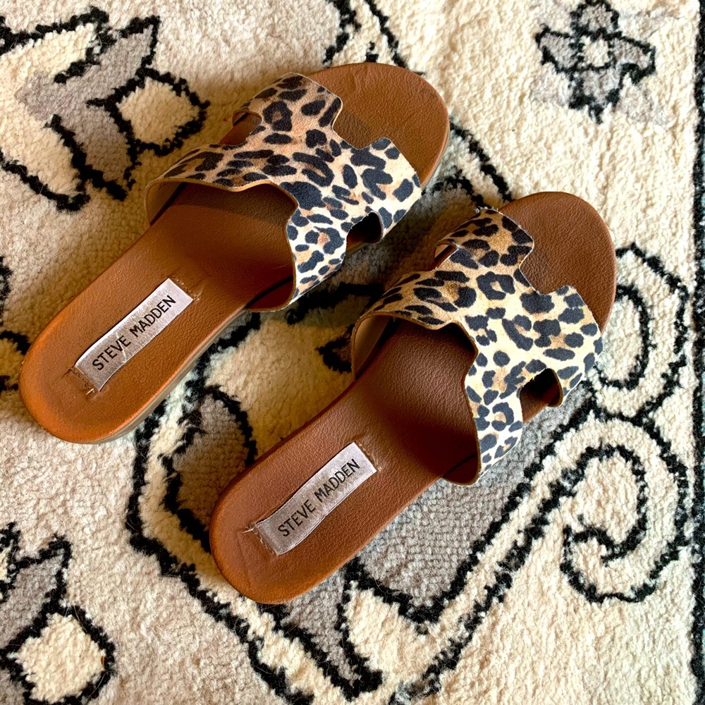 Steve Madden leopard sandals